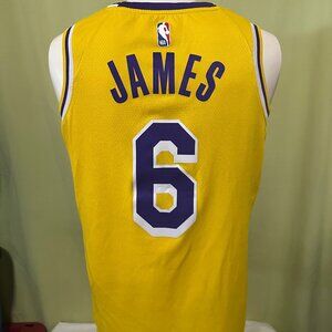 Lebron James Los Angeles Lakers #6 Swingman Nike Dri Fit Men's Yellow Jersey Med